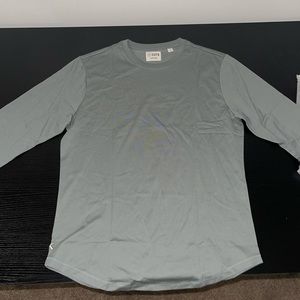 Cuts clothing, men’s pima cotton long sleeve curved hem shirt